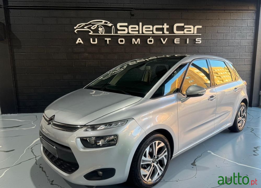 2016' Citroen C4 Picasso photo #1