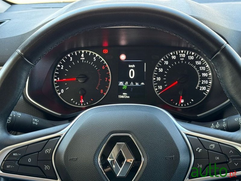 2020' Renault Clio photo #6