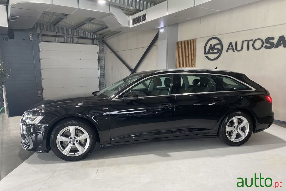 2021' Audi A6 Avant photo #2