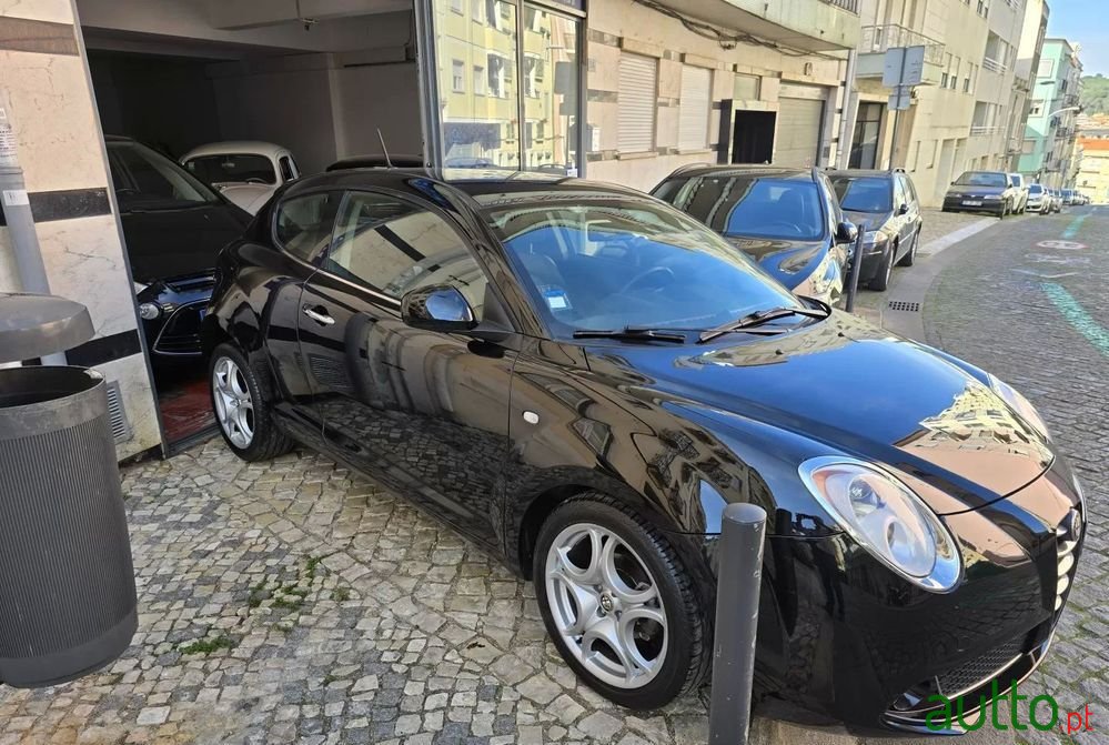 2010' Alfa Romeo MiTo photo #3