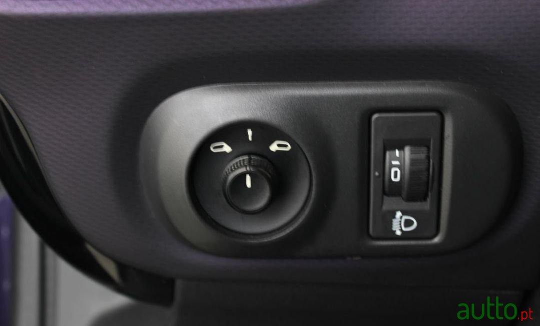 2015' Citroen C4 Cactus photo #3