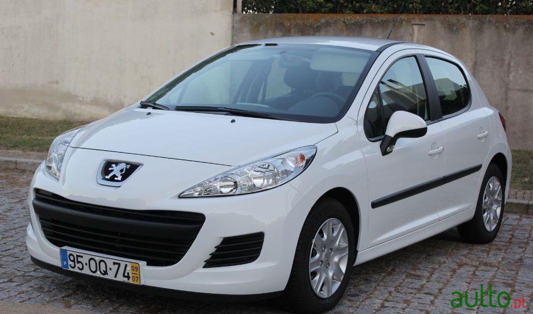 2009' Peugeot 207 Hdi photo #3