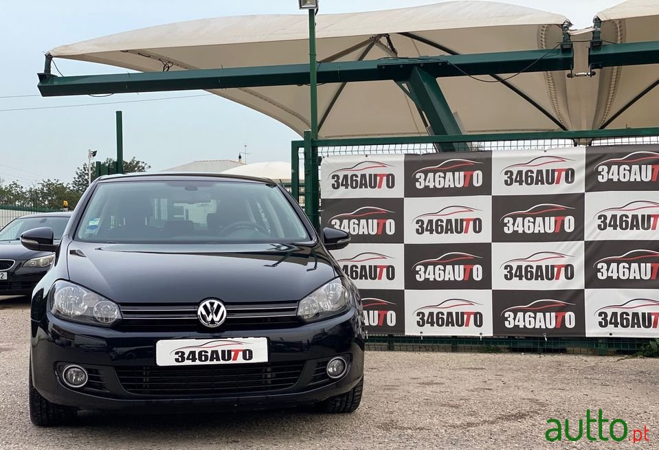 2012' Volkswagen Golf photo #1