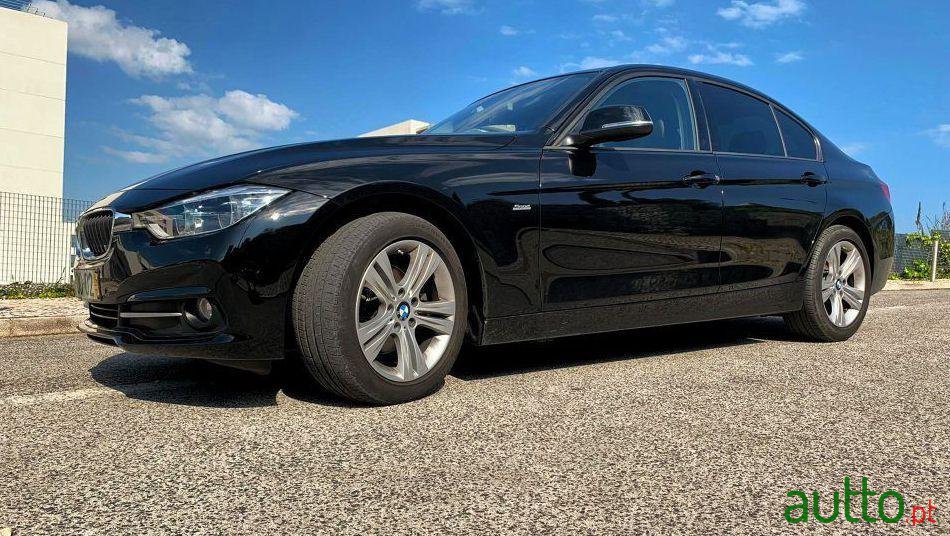 2015' BMW 320 D Line Sport photo #1