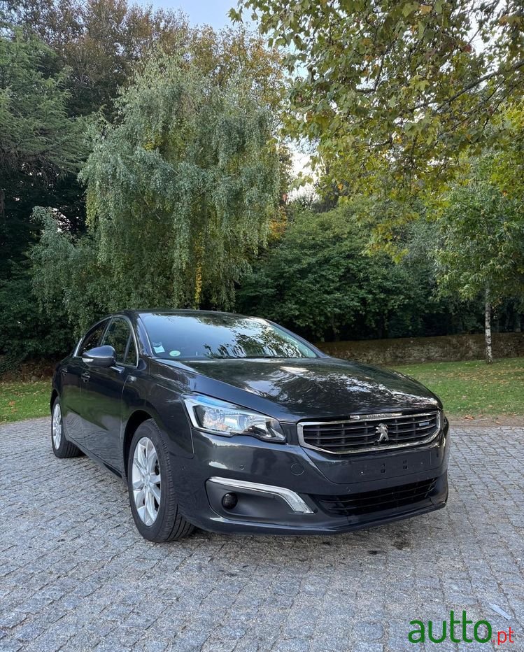 2015' Peugeot 508 Bluehdi photo #2