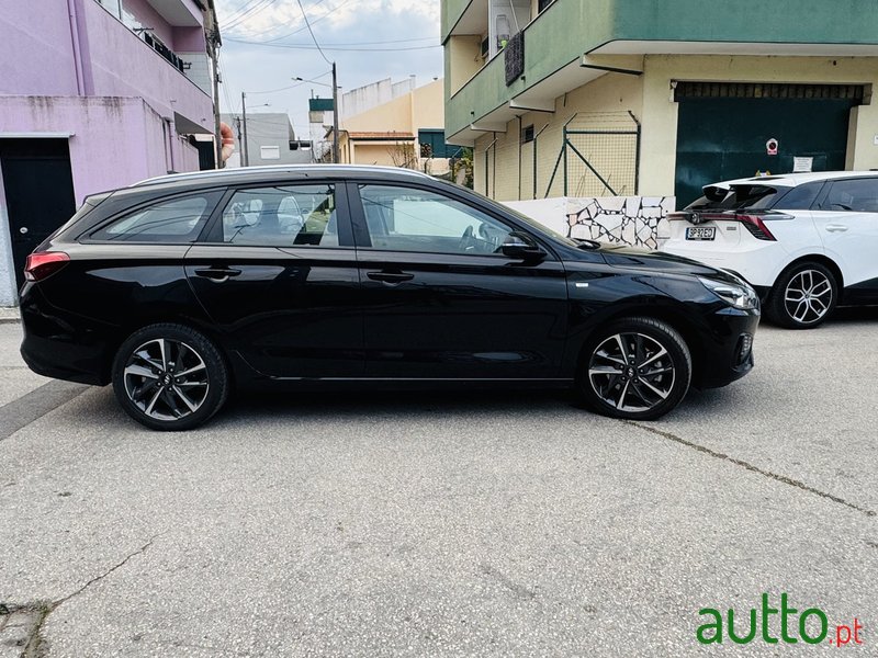 2024' Hyundai i30 CW Mild Hybrid 48V photo #4