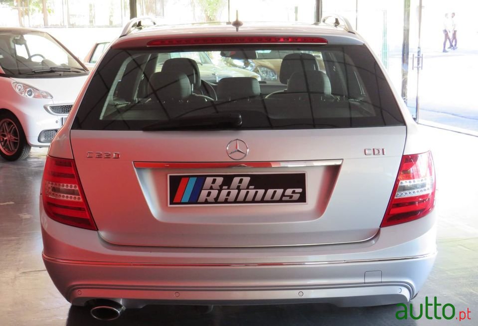 2014' Mercedes-Benz C-220 photo #6