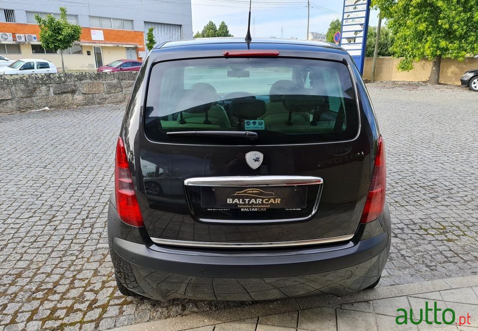 2006' Lancia Musa photo #5