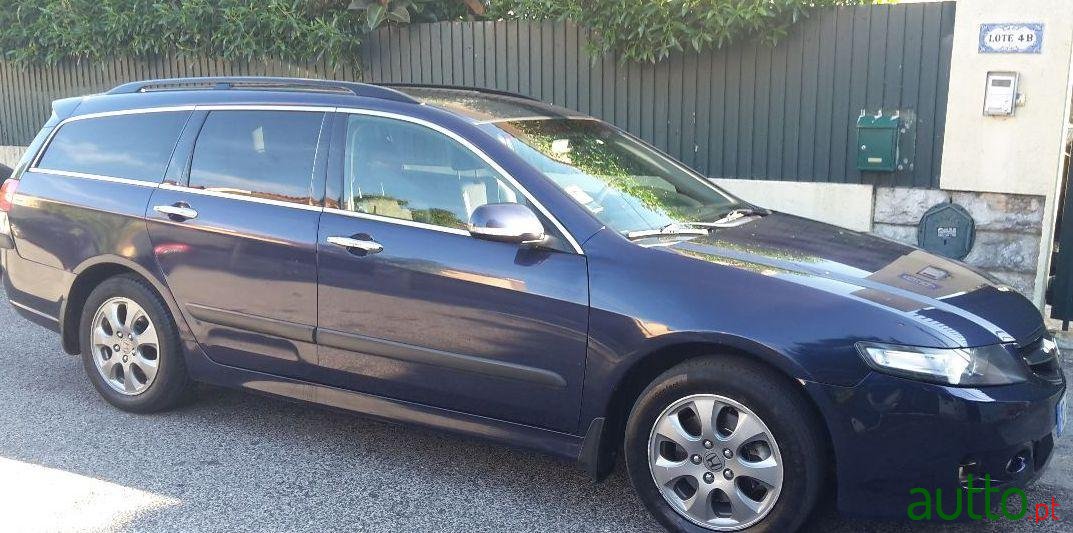 2007' Honda Accord-Tourer Sport photo #2