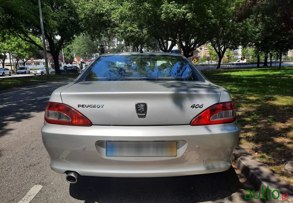 2003' Peugeot 406 Coupé 2.2 Hdi photo #3