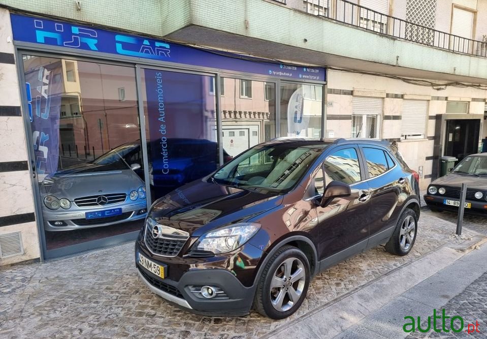 2013' Opel Mokka photo #2