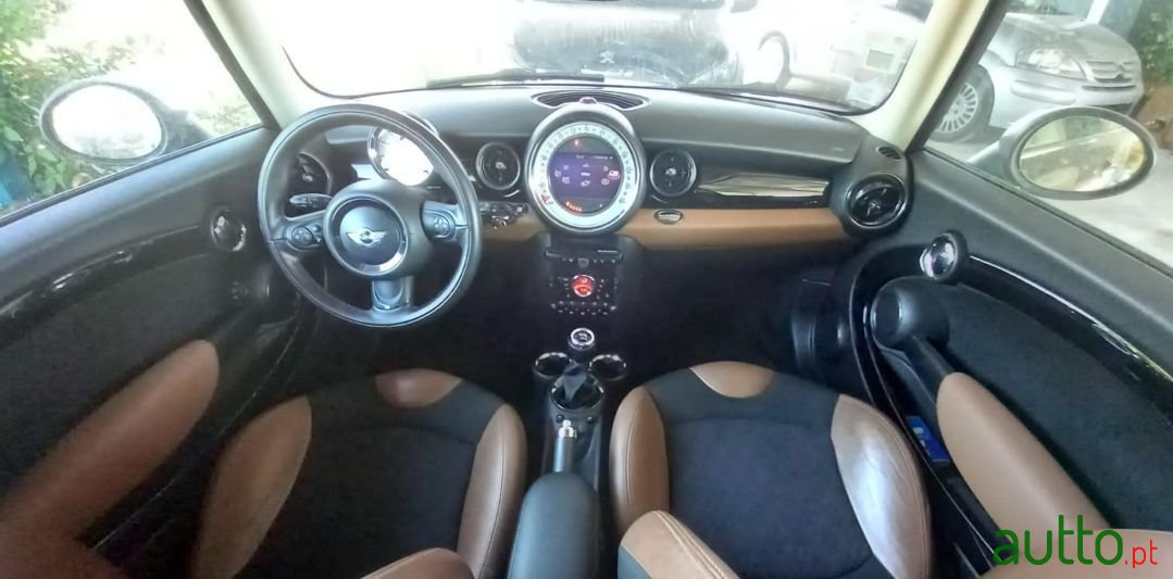 2012' MINI Cooper photo #1