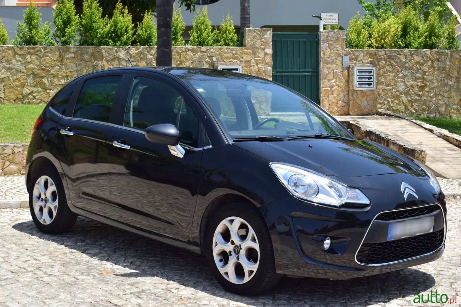 2011' Citroen C3 photo #3