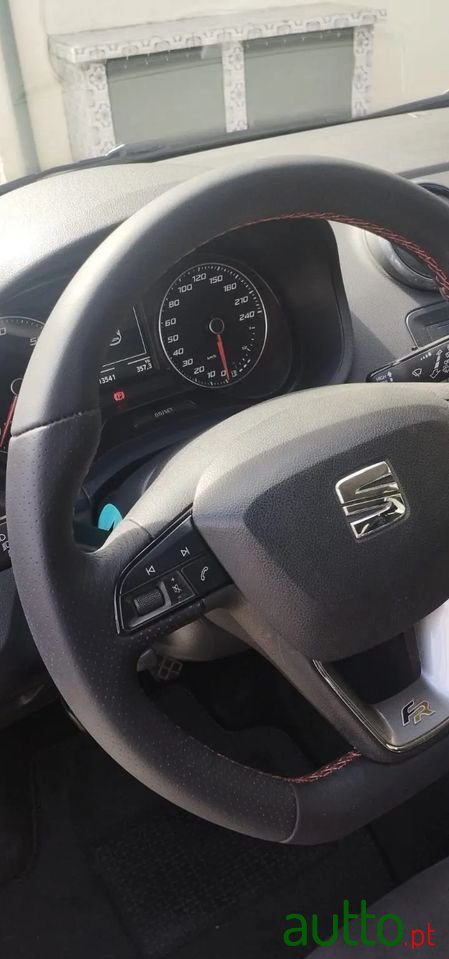 2016' SEAT Ibiza photo #3