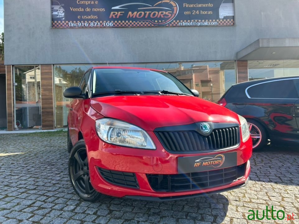 2010' Skoda Fabia photo #1