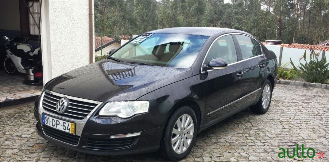 2007' Volkswagen Passat photo #3