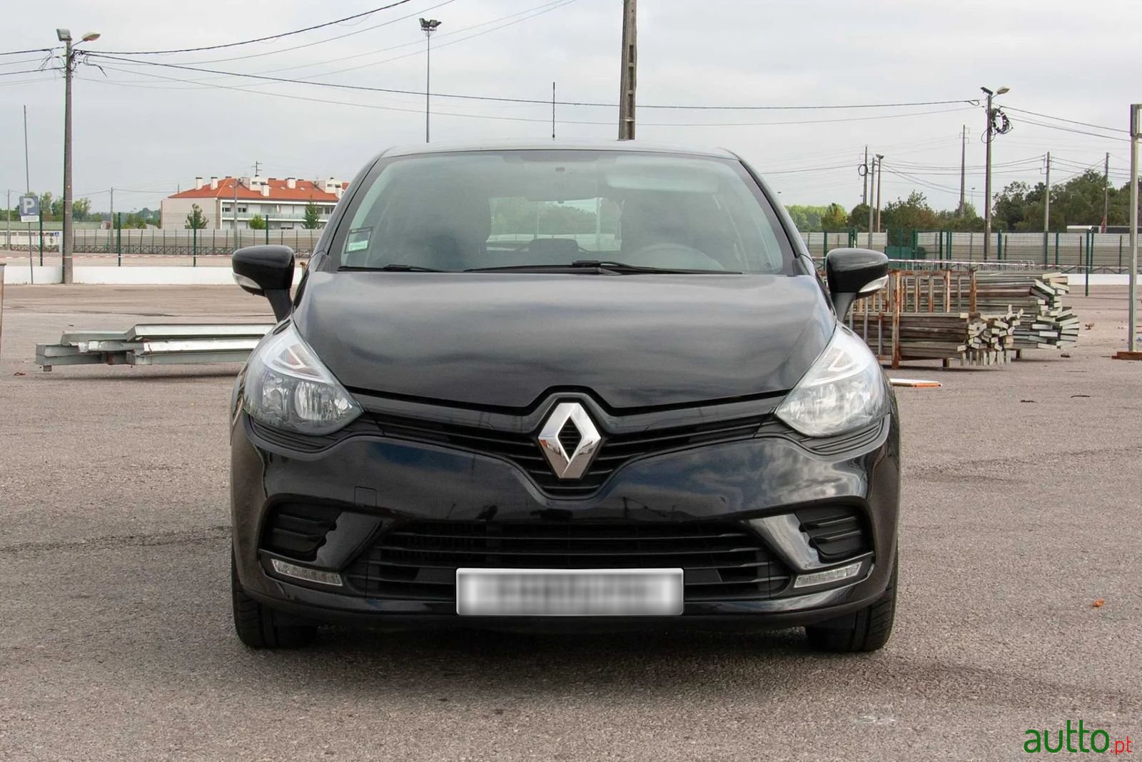 2019' Renault Clio photo #2