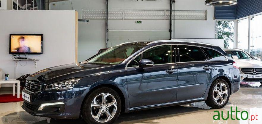 2016' Peugeot 508 Sw photo #2