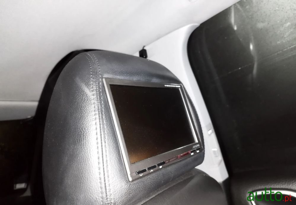 2004' Porsche Cayenne S Tiptronic photo #4