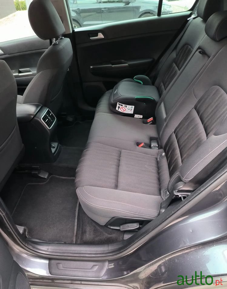 2016' Kia Sportage 1.6 Gdi Isg Ex photo #6