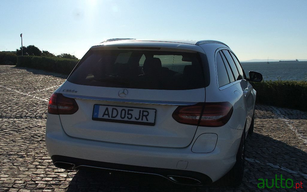 2016' Mercedes-Benz C-350 photo #4