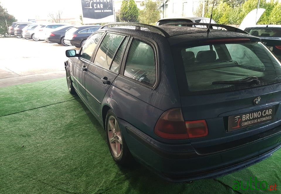 2001' BMW 320 photo #5