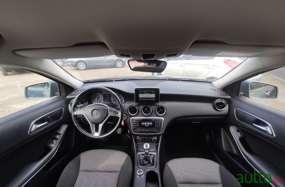 2014' Mercedes-Benz A-180 photo #6