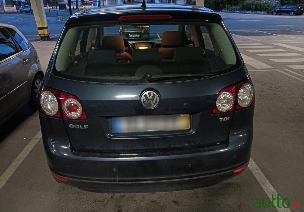 2005' Volkswagen Golf Plus photo #2