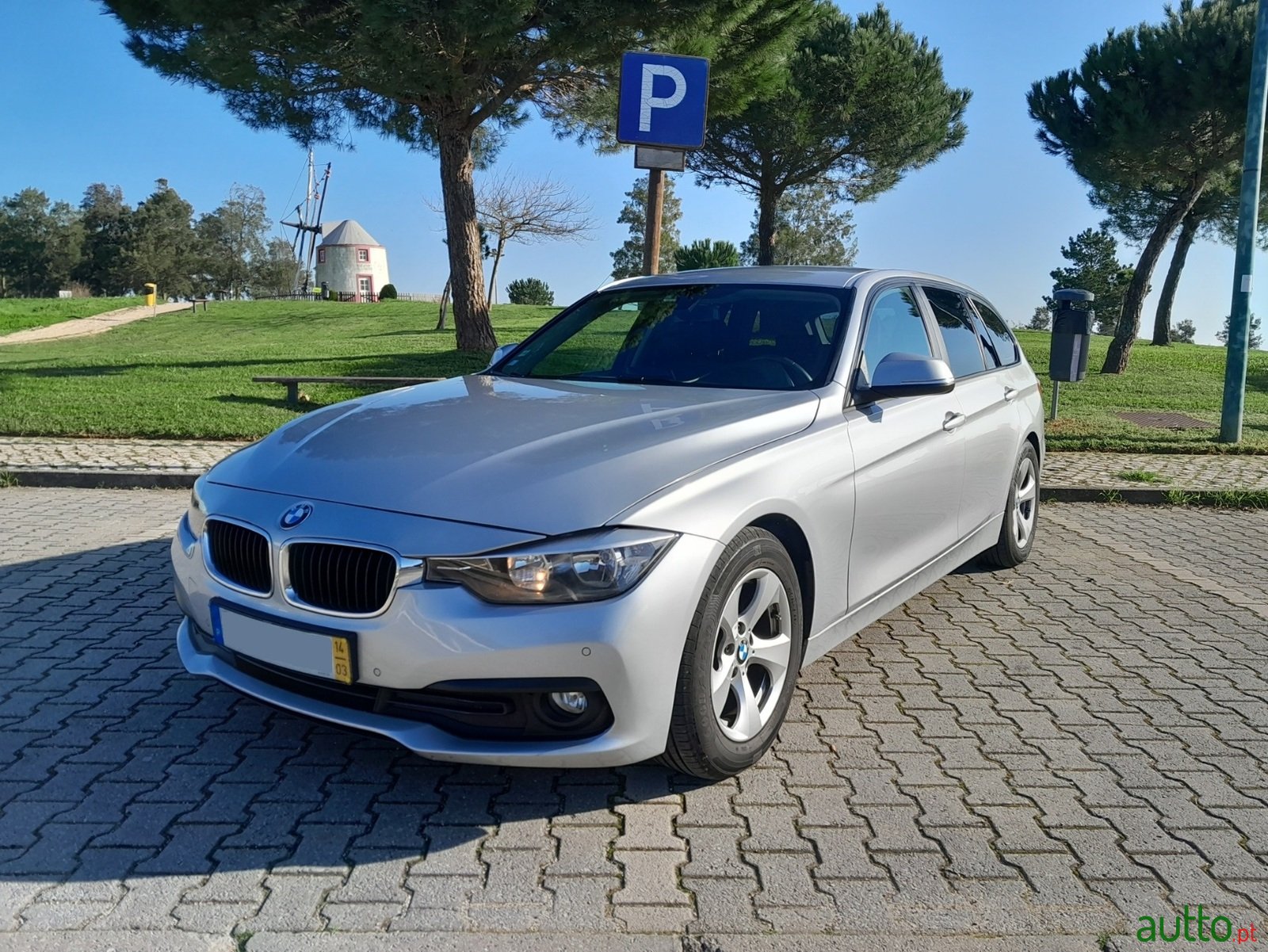 2014' BMW 320 d Touring Nacional photo #5