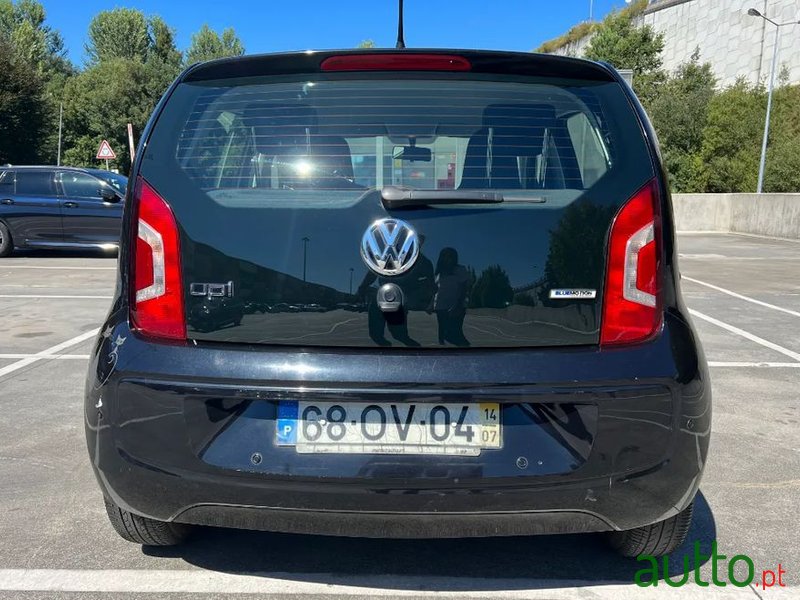 2014' Volkswagen Up photo #3
