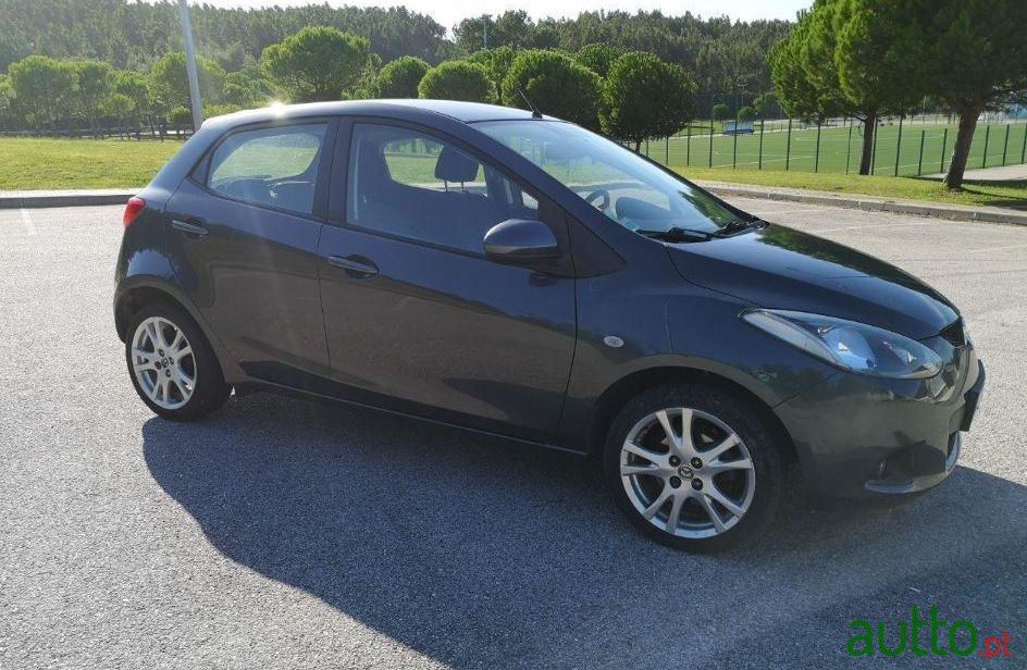 2008' Mazda 2 Comfort photo #4