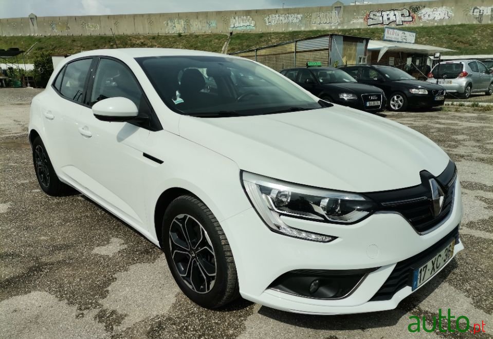 2016' Renault Megane photo #3