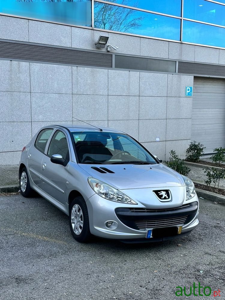 2011' Peugeot 206 1.1 Trendy photo #1