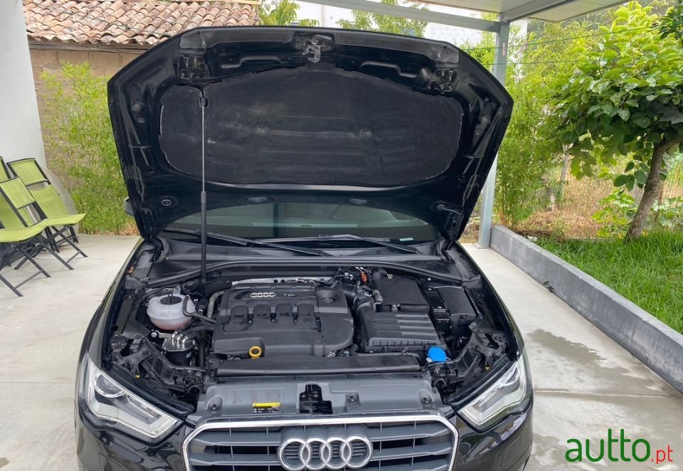 2016' Audi A3 Sportback photo #2