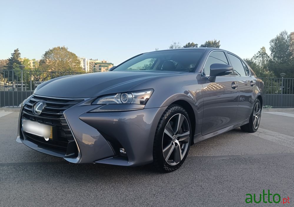 2016' Lexus Gs 300H photo #2