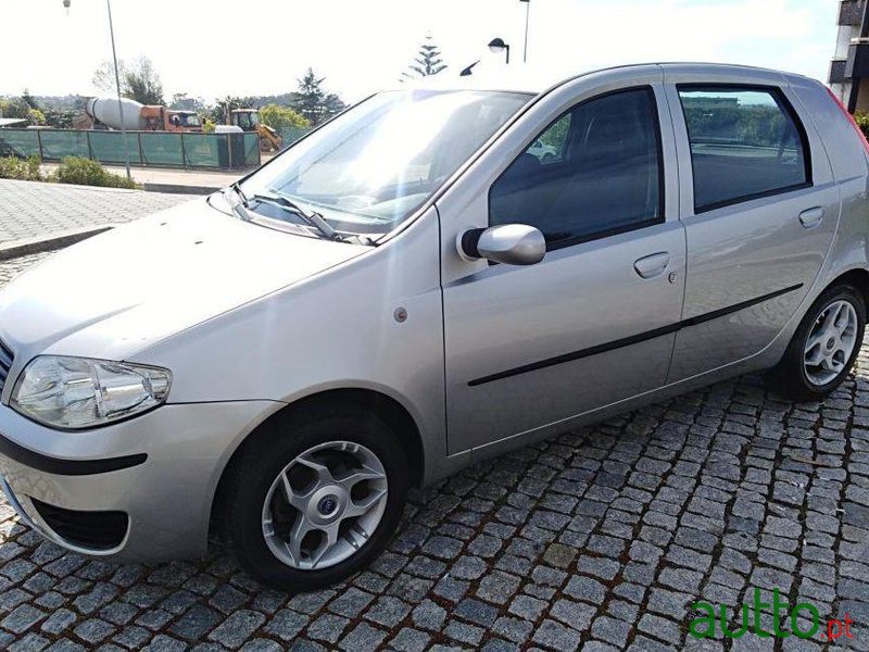 2003' Fiat Punto 1.2 Gasolina photo #2