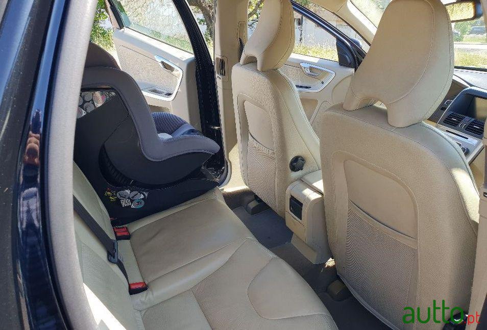 2011' Volvo Xc 60 photo #1