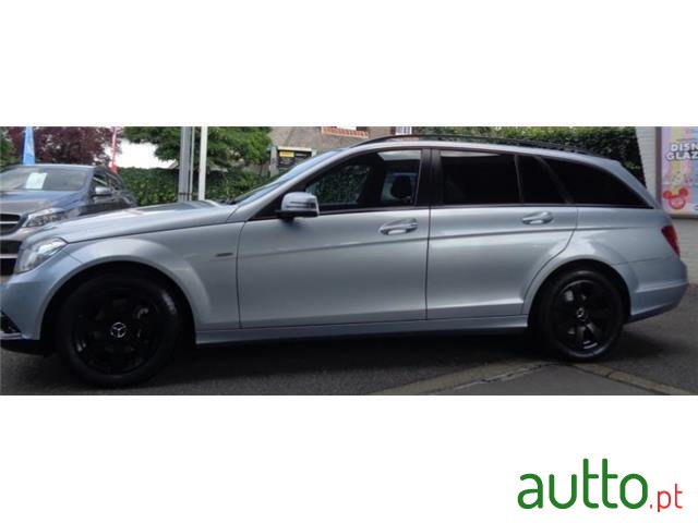 2014' Mercedes-Benz C-Class photo #1