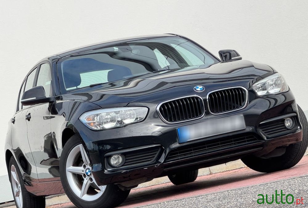 2016' BMW Série 1 D Line Urban photo #1