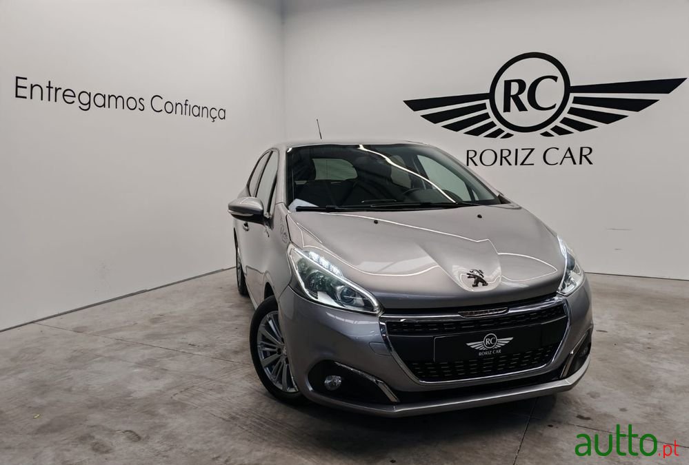 2018' Peugeot 208 photo #1