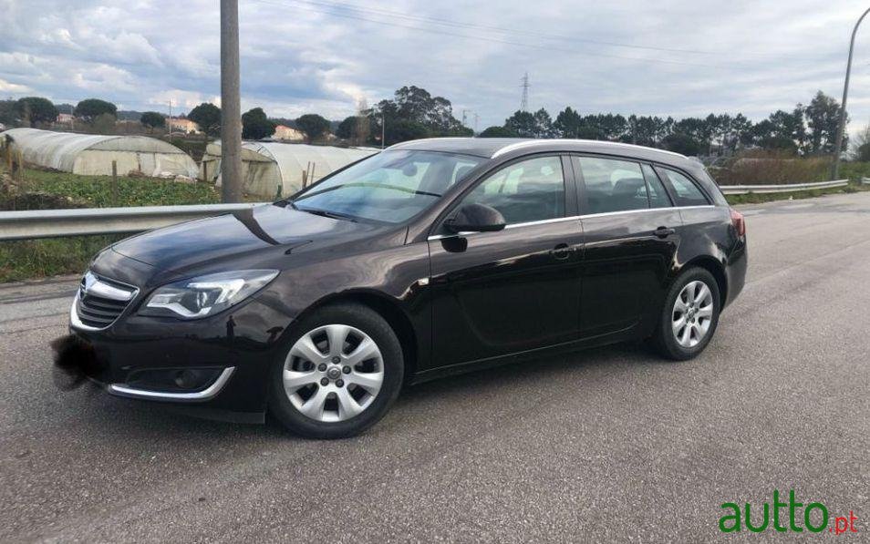 2016' Opel Insignia Sports Tourer photo #2