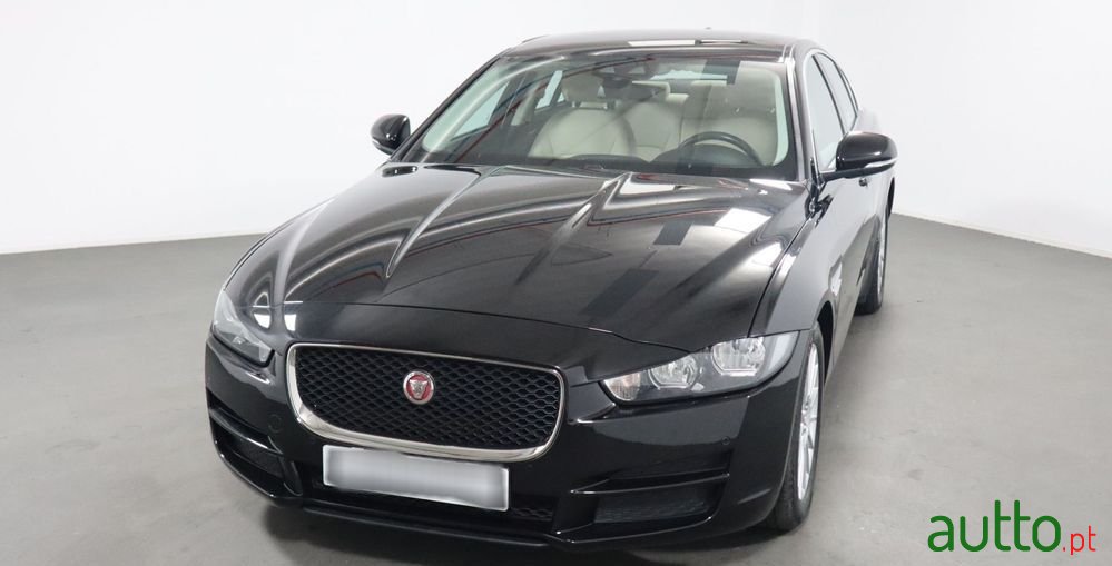 2018' Jaguar XE 2.0 D Prestige Aut. photo #1