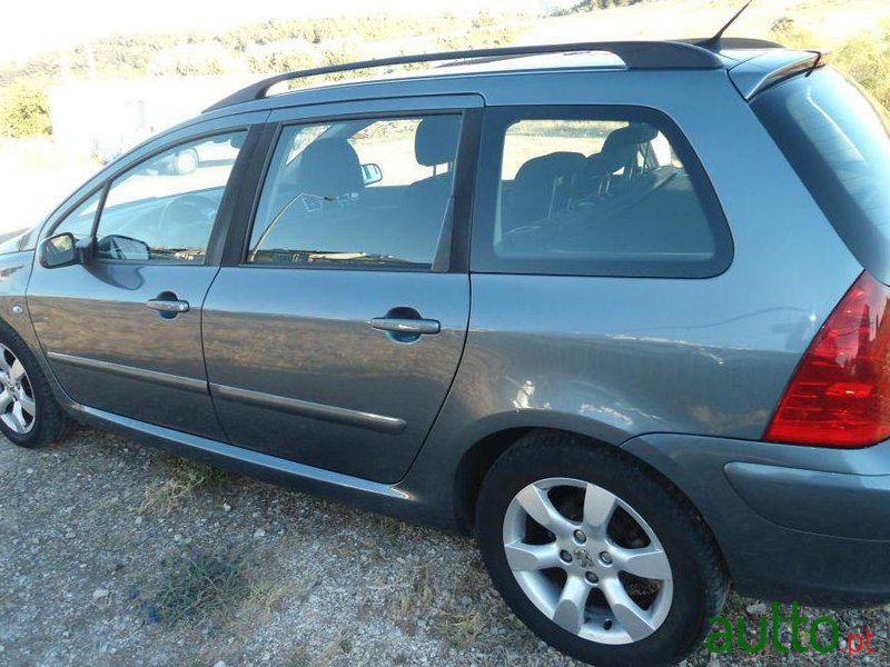 2007' Peugeot 307 SW Break 1.6 HDi Executive photo #1