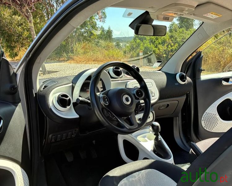 2015' Smart Fortwo 0.9 Passion 90 photo #3