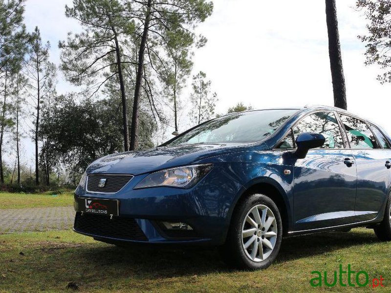 2013' SEAT Ibiza St Tdi Style photo #1