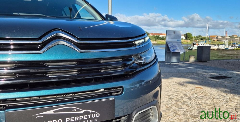 2019' Citroen C5 Aircross photo #5