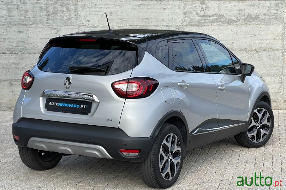 2018' Renault Captur photo #2