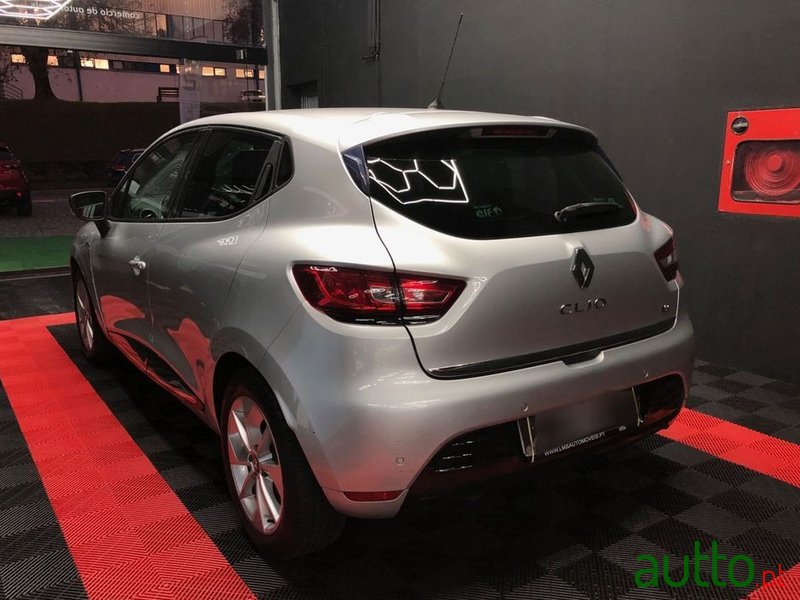 2017' Renault Clio 0.9 Tce Limited photo #4