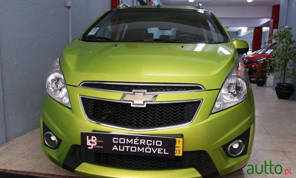 2011' Chevrolet Spark 1.2 Lt photo #2