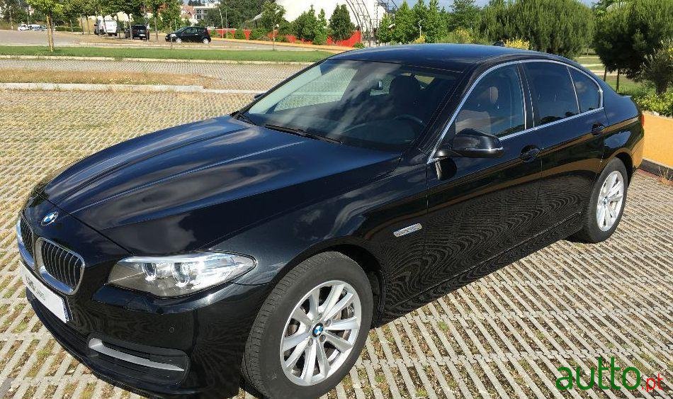 2015' BMW 518 D Line Executive photo #2